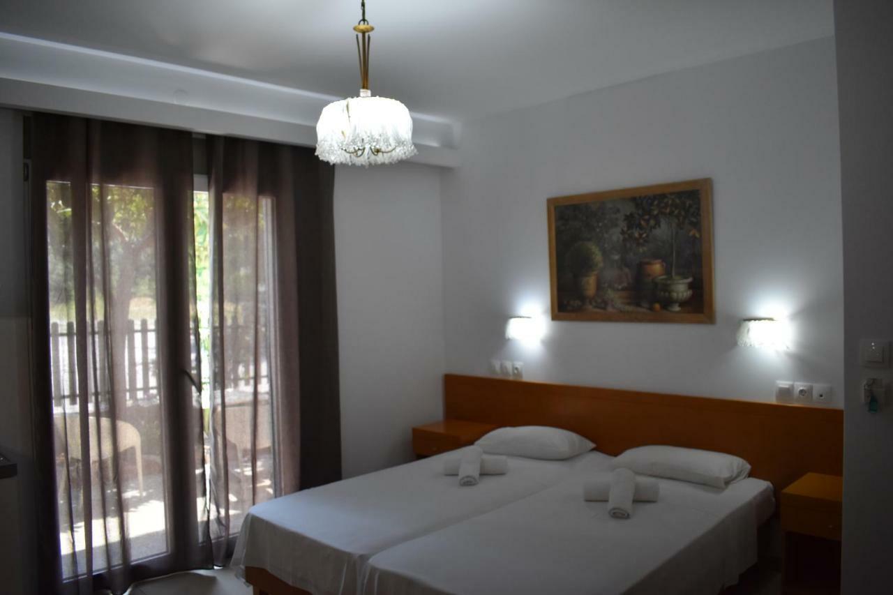 קמנה וורלה Hotel Ritsa מראה חיצוני תמונה