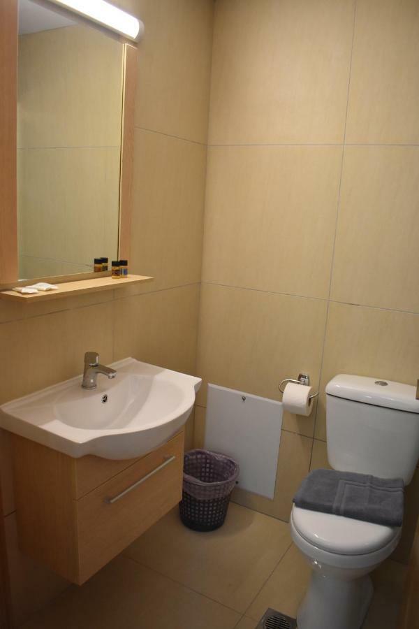 קמנה וורלה Hotel Ritsa מראה חיצוני תמונה